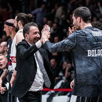 Lomažs un Banki kļūst par Itālijas vicečempioniem basketbolā