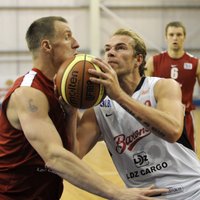 'Barons kvartāls' basketbolisti Keina un Šeļakova debijas mačā sagrauj 'Jelgavu'