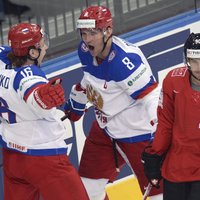 Krievijas hokejisti dominē spēlē pret pasaules vicečempioni Šveici