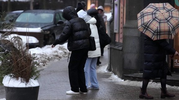 Apledojusi ietve Krišjāņa Barona ielā