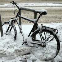 Arī ziemā turpina zagt velosipēdus