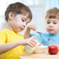 Kā bērniem un pieaugušajiem uzfrišināt imunitāti: uztura speciālistes padomi