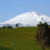 Извержение вулкана Этна продолжается уже второй день