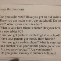 Вопрос из школьного задания по английскому языку: "Получают ли твои родители деньги из России?"