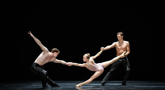 Foto: Sestdien Rīgā pirmizrādi piedzīvos baleta iestudējums 'Trīs tikšanās'