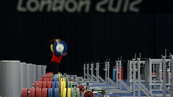 london 2012 weightlifting