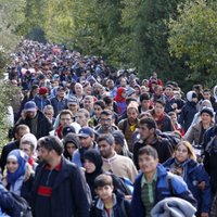ES nav mierā ar Turcijas ieguldījumu migrantu plūsmas apturēšanā, paziņo Timmermanss