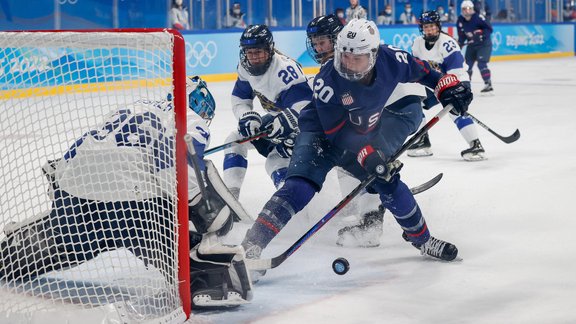 ASV hokejistes nodrošina ierasto Ziemeļamerikas olimpisko finālu