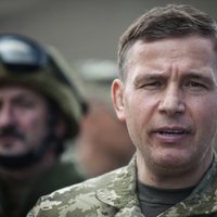 Demisionē Ukrainas aizsardzības ministrs