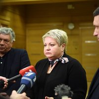 Думская оппозиция хочет снять с постов сразу двух вице-мэров Риги