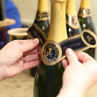 'Latvijas balzama' saimnieki pērk konkurentus un stiprinās šampaniešu segmentā
