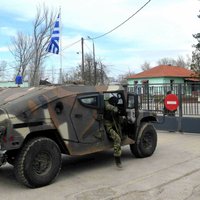 Турция открывает поток беженцев в Европу, Греция и Болгария закрывают границу