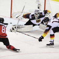 "Счет мог быть и 200:1": Канада поиздевалась над немцами на молодежном чемпионате мира