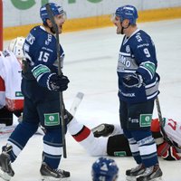 Daugaviņš un Karsums ar gūtiem vārtiem palīdz Maskavas 'Dinamo' uzveikt Bārtuļa 'Baris'