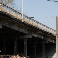 Pārapbedīs Brasas tilta būvdarbu laikā atrasto 99 cilvēku mirstīgās atliekas