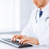Опрос: две трети врачей из-за е-Здоровья вынуждены работать дольше