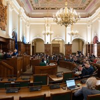 Saeimā svinīgā sēdē godina Latvijas Neatkarības atjaunošanu