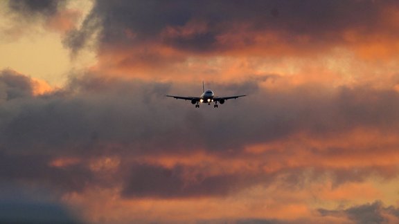 Krievija lūdz ASV atjaunot tiešo aviosatiksmi