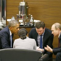 Путин и Обама провели получасовой "саммит за кофейным столиком"