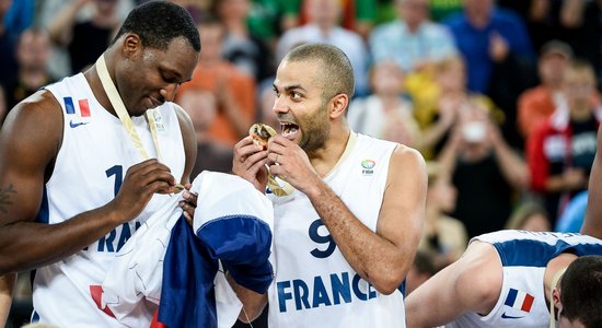 Fotoreportāža: Francijas ilgi gaidītā 'zelta' diena Eiropas basketbola čempionātā