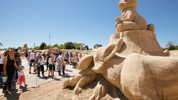 Smilšu skulptūru festivāls