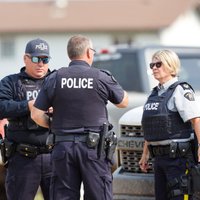 Viens no uzbrukumos Kanādā aizdomās turētajiem atrasts miris
