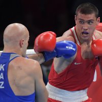 Krievu bokseris skandalozi izcīna zelta medaļu svara kategorijā līdz 91 kg