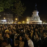 Взрыв петарды в центре Парижа приняли за выстрелы