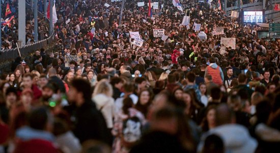 Serbijā nerimst Novisadas traģēdijas izraisītie protesti