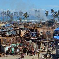 Taifūnā 'Bopha' bojāgājušo skaits Filipīnās sasniedz 1020