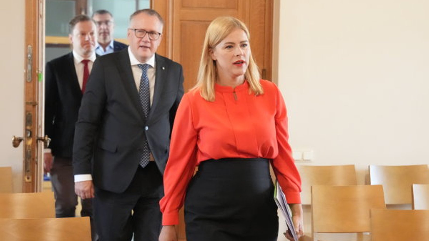 Ašeradens pieļauj PVN celšanu; Siliņa to dēvē par spekulāciju