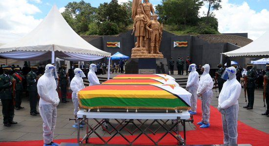 Covid-19: Četri miruši ministri jeb Zimbabves gadījums