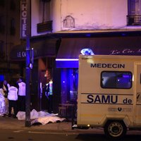 Parīzes teroraktos bojāgājušo skaits nemainās; publiskots aizdomās turamā foto