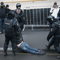 Maskavā aizturēti vairāk nekā četri simti 'Bolotnaja lietā' apsūdzēto atbalstītāju