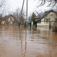 Ogrē palīdzēs plūdos cietušo māju iedzīvotājiem