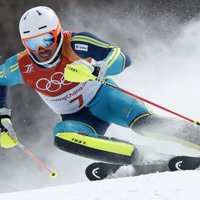 Zviedrs Mīrers negaidīti triumfē slaloma sacensībās; Zvejnieks izstājas otrajā olimpiādē pēc kārtas
