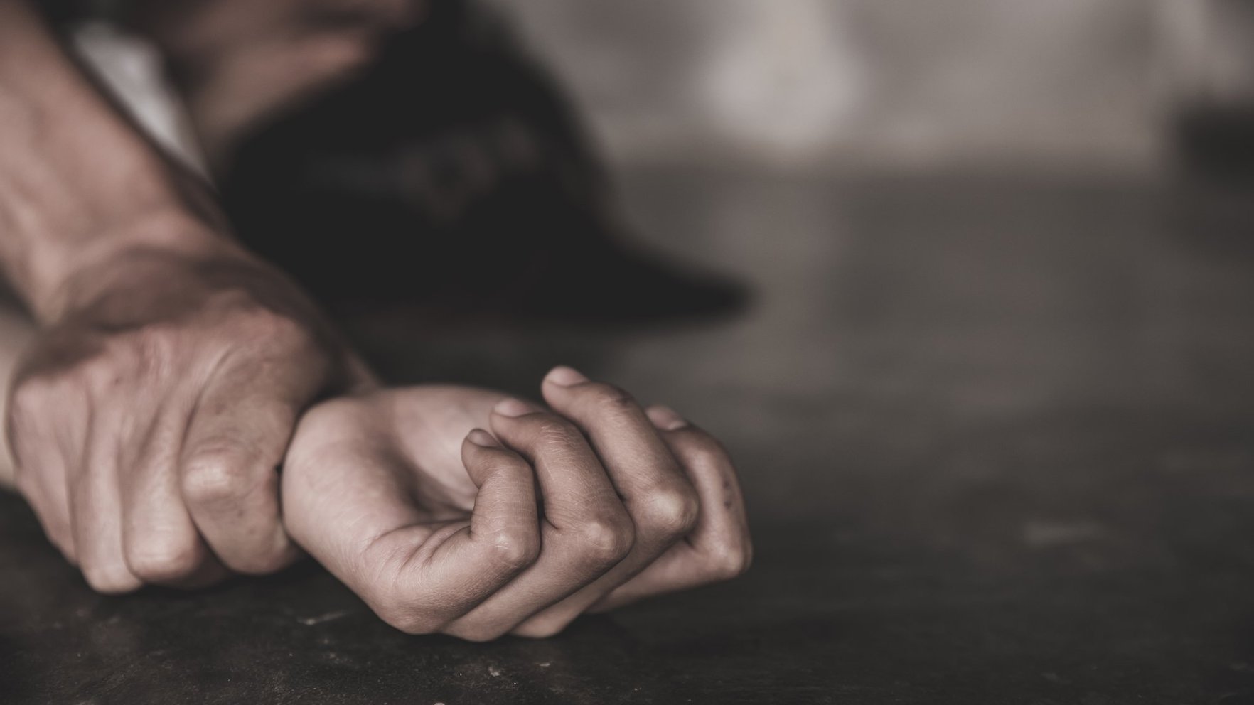 Par dzīvesbiedres slepkavības mēģinājumu Zalves pagastā prasa apsūdzēt vīrieti