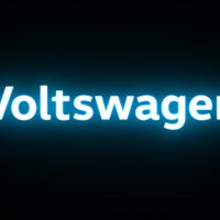 Neizdevies aprīļa joks: 'Volkswagen' mainīs nosaukumu uz 'Voltswagen'