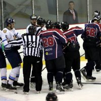 'Rīgas' hokejisti tiek pie pirmās uzvaras šīs sezonas Latvijas virslīgā