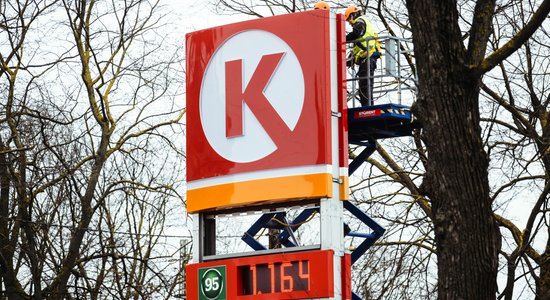 Konkurences uzraugi atļauj 'Circle K' pirkt DUS Saldū