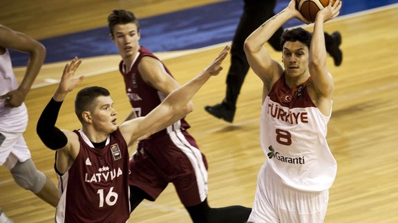 Basketbols, EČ: Latvijas U-20 puišu basketbola izlase pret Turcijas U-20 puišu basketbola izlasi - 7