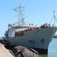 Itālija un Austrija ierosina atlasīt migrantus uz glābšanas kuģiem