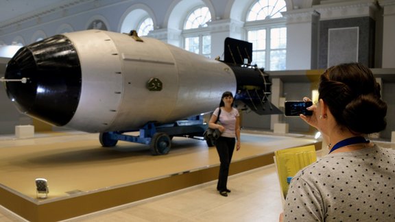 AN-602 ūdeņraža bumbas kopija - 4