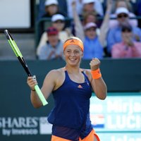 Ostapenko nonāk uzvaras attālumā no Štutgartes WTA 'Premier' pamatturnīra