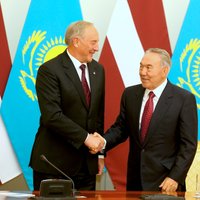 Kazahi cielē uz Latvijas ostām un grib vest Ķīnas preces