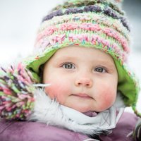 Mūžīgais jautājums: kā bērnu ģērbt pastaigās ziemā