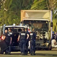 В Ницце задержали трех человек по подозрению в причастности к теракту