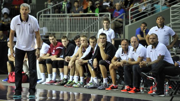 Latvijas basketbola izlase pārbaudes spēlē apspēlē Slovēniju - 25