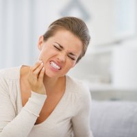 Izplatīti zobu sāpju cēloņi, par ko ne vienmēr aizdomājamies
