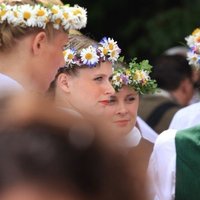 МИД: Латвия будет праздновать Лиго в Москве, но осуждает Кремль за Украину
